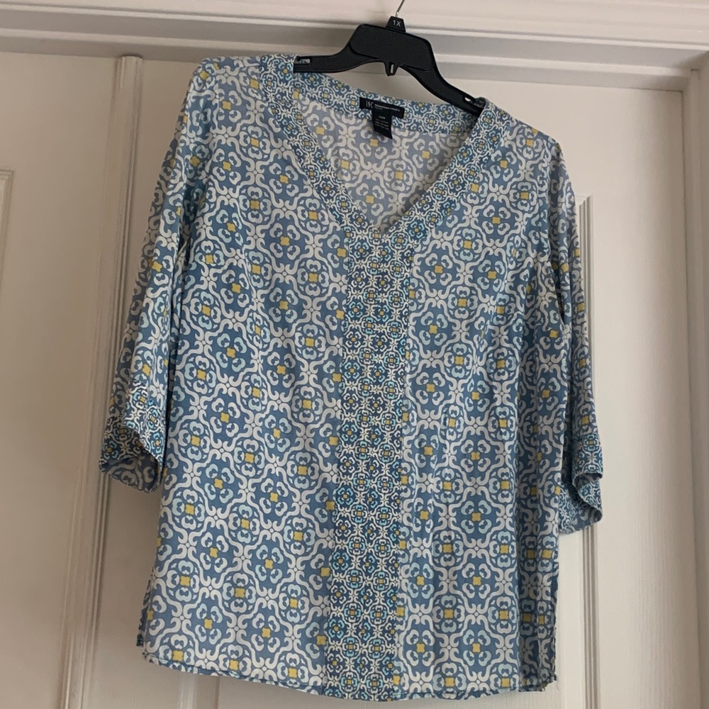 INC International Concepts Blue white and yellow tunic